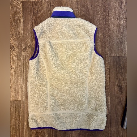 Patagonia Cream and Purple Fleece Vest with High Collar - Picture 2 of 6